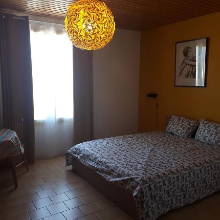 אגדה Leo'S Chambres D'Hote מראה חיצוני תמונה